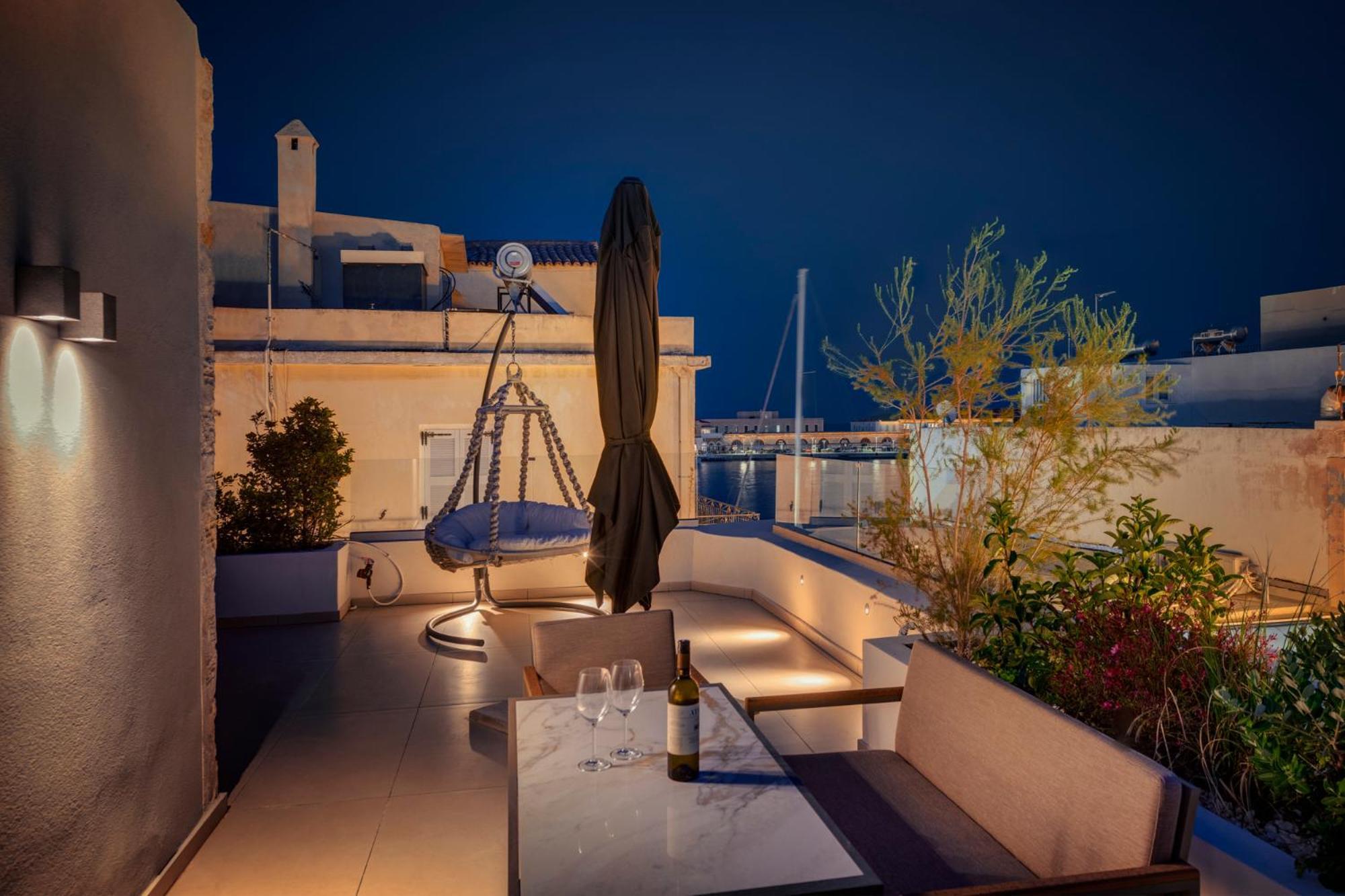Ninemian Suites Syros 에르무폴리 외부 사진